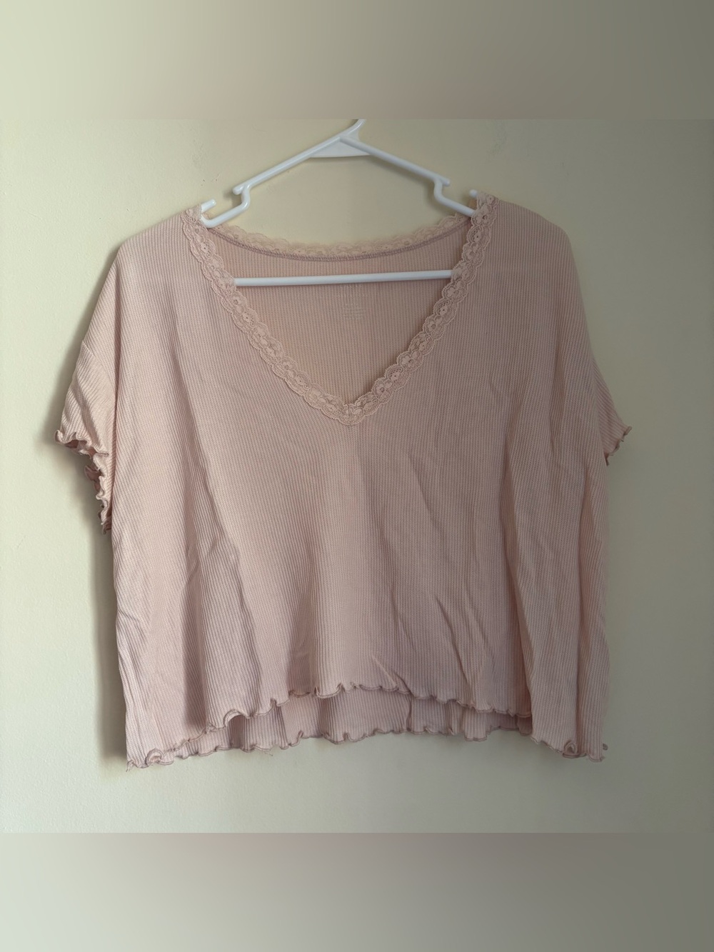 American Eagle Medium Crop Top